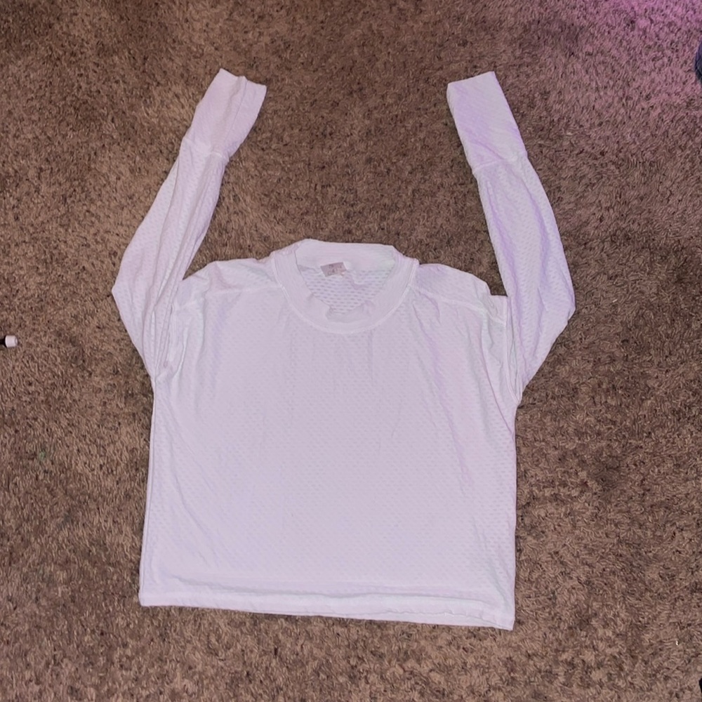 Tight fit white long sleeve shirt